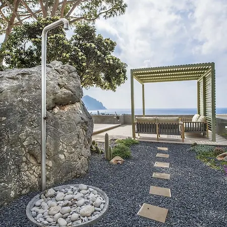 Makarios Villa *